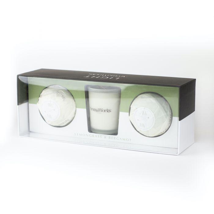 Aroma Works London Lemongrass & Bergamot Candle 10cl & Mini Bath Bombs Gift Set - La Para London