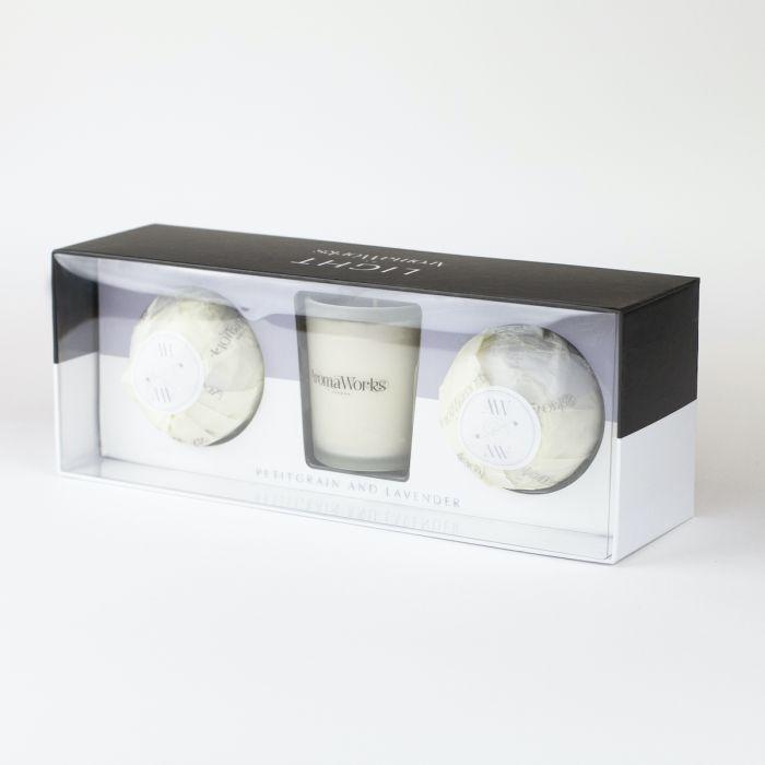 Aroma Works London Petitgrain & Lavender Candle 10cl & Mini Bath Bombs Gift Set - La Para London